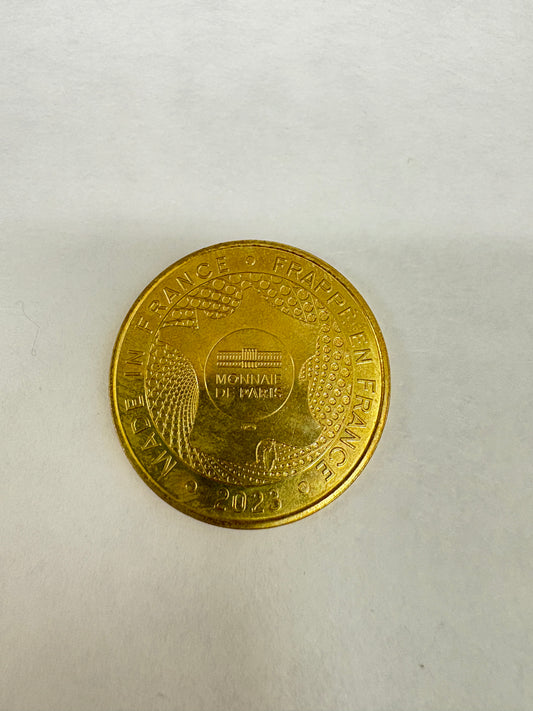 Exclusieve Cars munt van stevig metaal met gedetailleerde weergave van Lightning McQueen.