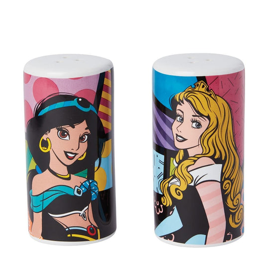 Uniek Disney-servies geïnspireerd op prinsessen, ontworpen door popartkunstenaar Romero Britto – perfect als cadeau of kleurrijk accent voor op tafel.