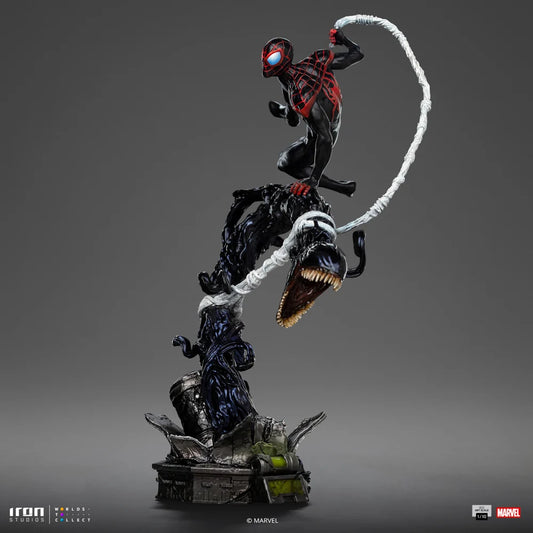 Deze Marvel Miles Morales BDS Art Scale 1/10 is een hoogwaardig verzamelbeeld met oog voor detail. Van het sculpt tot het verfwerk: alles straalt kwaliteit uit. Ideaal voor liefhebbers van exclusieve Marvel-statues.