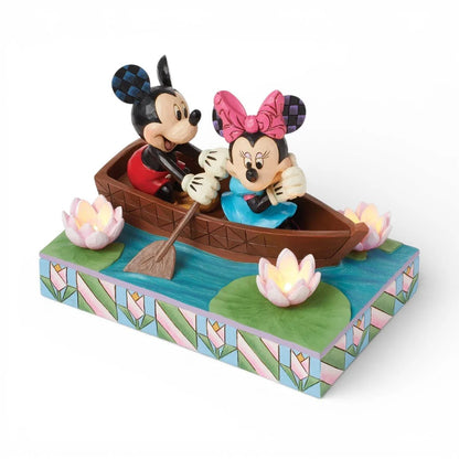 Disney Traditions Mickey & Minnie in een Roeiboot met Led