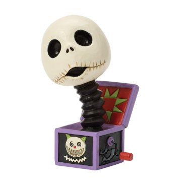 De Disney Traditions Jack in the Box Mini is een vrolijk en gedetailleerd beeldje dat direct in het oog springt. Dankzij het compacte formaat en de speelse uitstraling is dit mini figuur perfect als decoratie, verzamelobject of origineel cadeau voor elke Disney-liefhebber.