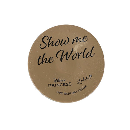 Het Disney Jasmine Wijnglas “Show Me the World” voegt een vleugje Disney-magie en Oosterse elegantie toe aan elk speciaal moment. Perfect voor wijn, prosecco of een feestelijke toast.