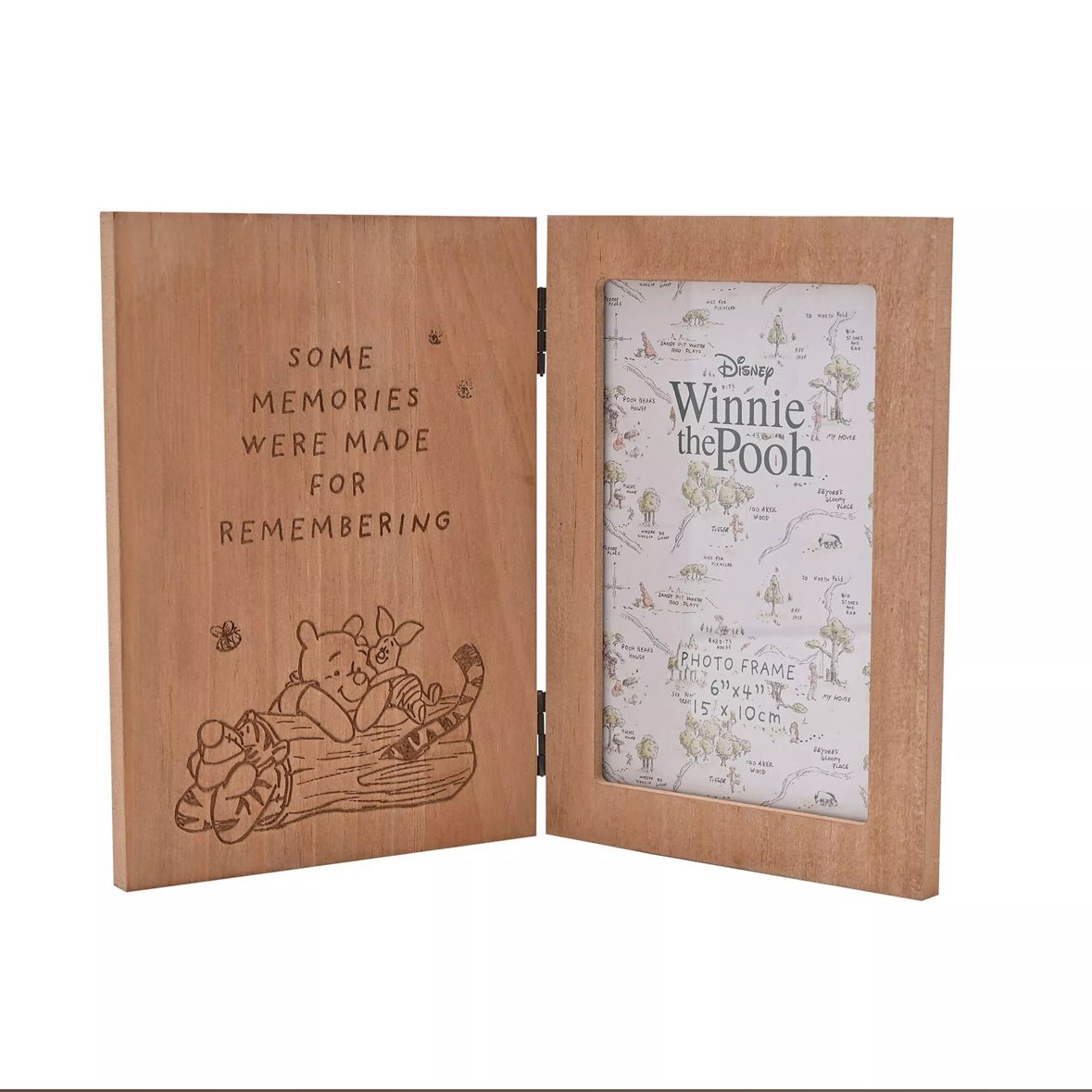 Opvouwbare fotolijst met lieve Winnie de Poeh-illustratie en de tekst "Some memories were made for remembering".