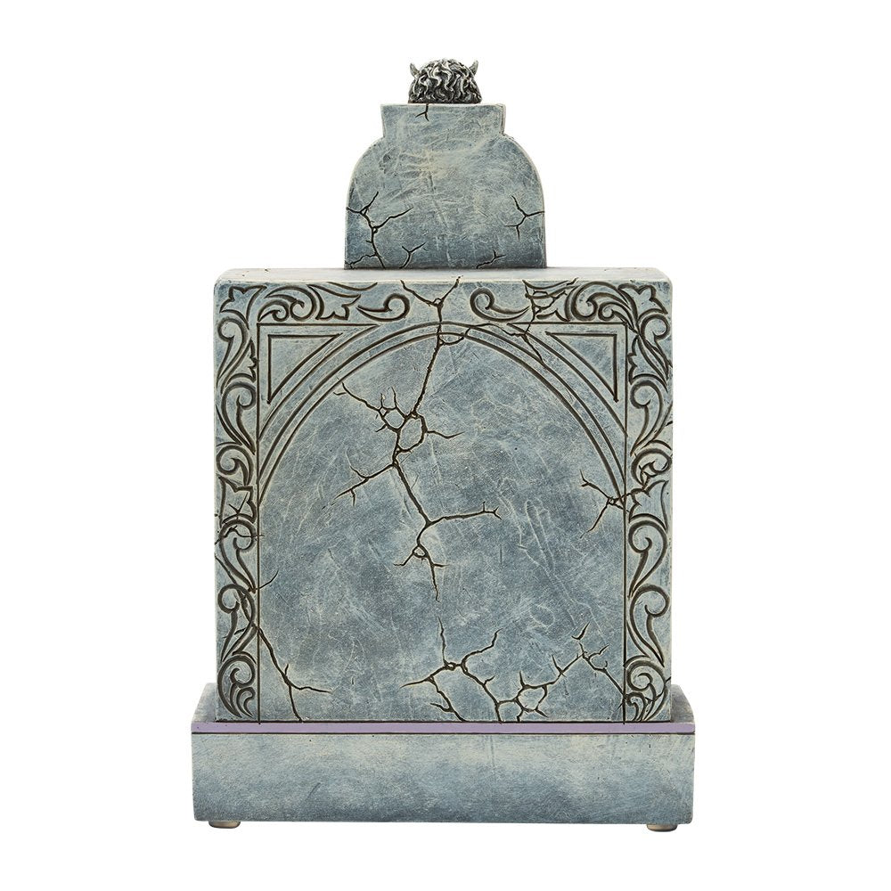Voor Disney-verzamelaars is dit Haunted Mansion Ghostly Graveyard Guardian diorama een must-have. Gedetailleerd, compact en ideaal als uniek decoratie- of verzamelobject.