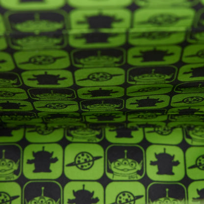 Loungefly Toy Story 5 tas met Pizza Planet Aliens ontwerp en praktische opbergruimte voor dagelijks gebruik