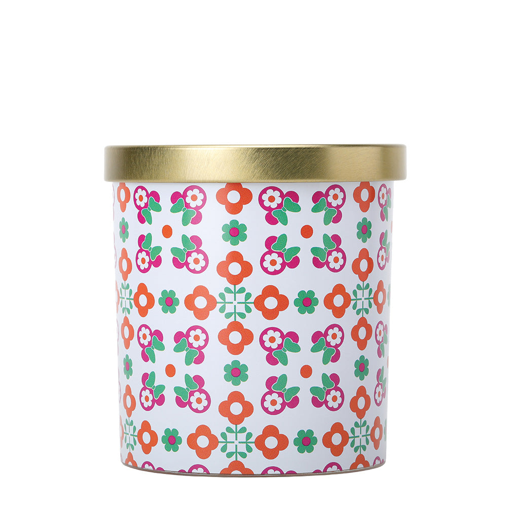 Breng tropische Disney-magie in huis met de Minnie Mouse Mango & Frangipani geurkaars. Perfect om jezelf te verwennen of als vrolijk en stijlvol cadeau voor Disney-fans die houden van frisse, tropische geuren.